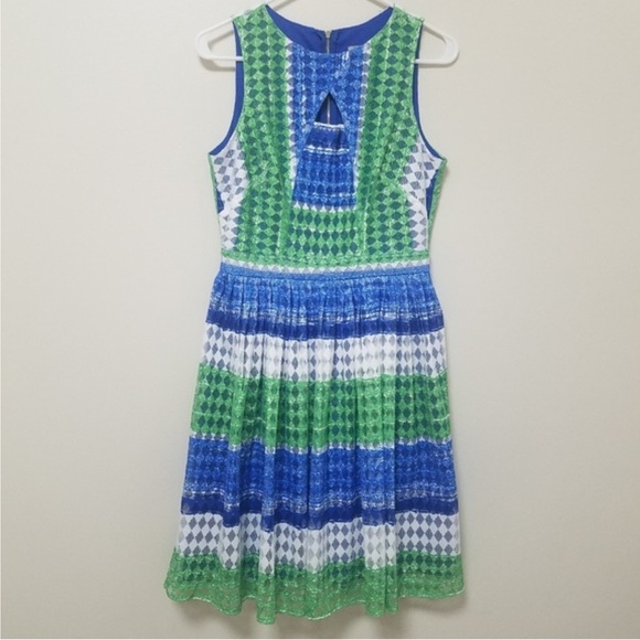 Gabby Skye Women's Sleeveless Stripe Printed Fit and Flare Cutout Dress - Picture 3 of 9